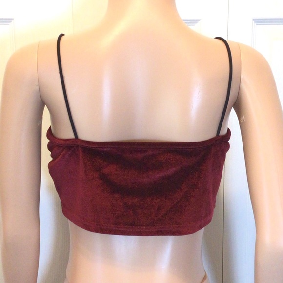 Women’s Burgundy Velour Sleeveless Cropped Cami Top Size Large - Picture 4 of 6